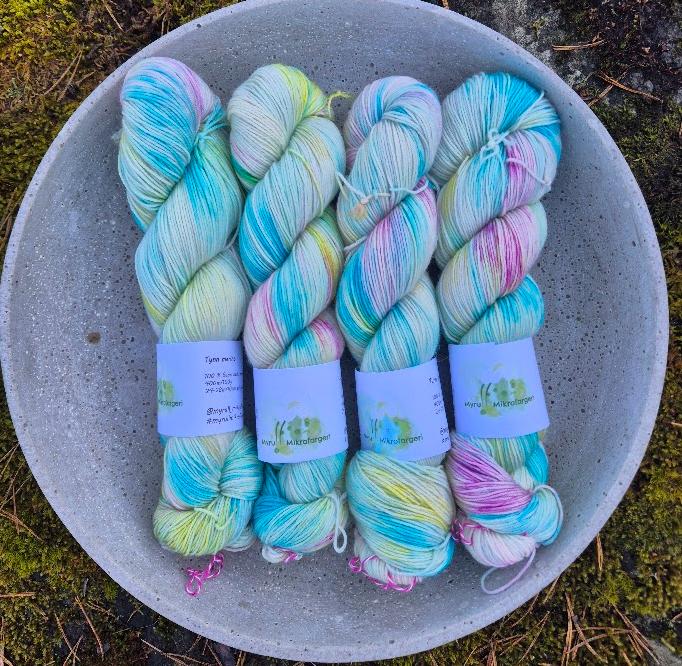 Tynn Merino - Badeball